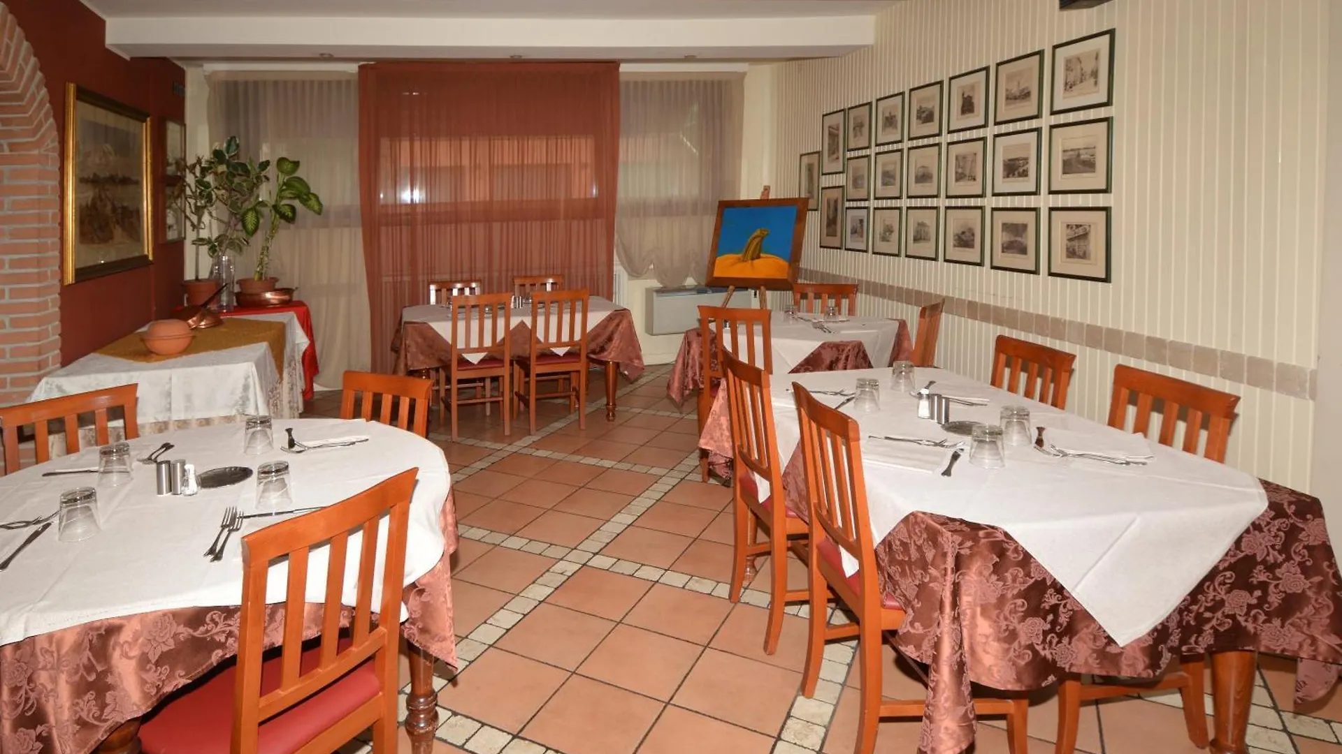 Szálloda Albergo Cavallucci Sermide